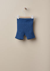 Completo maglia e pantaloncini in filo di cotone blu avio