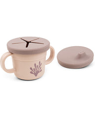 Tazza con beccuccio e snack