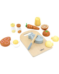 Tagliere in legno con pietanze