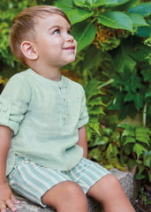 Completo camicia e bermuda a righe