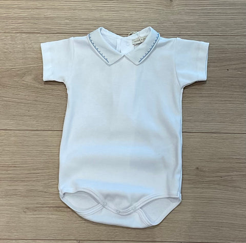 Body in cotone con colletto con ricamo azzurro